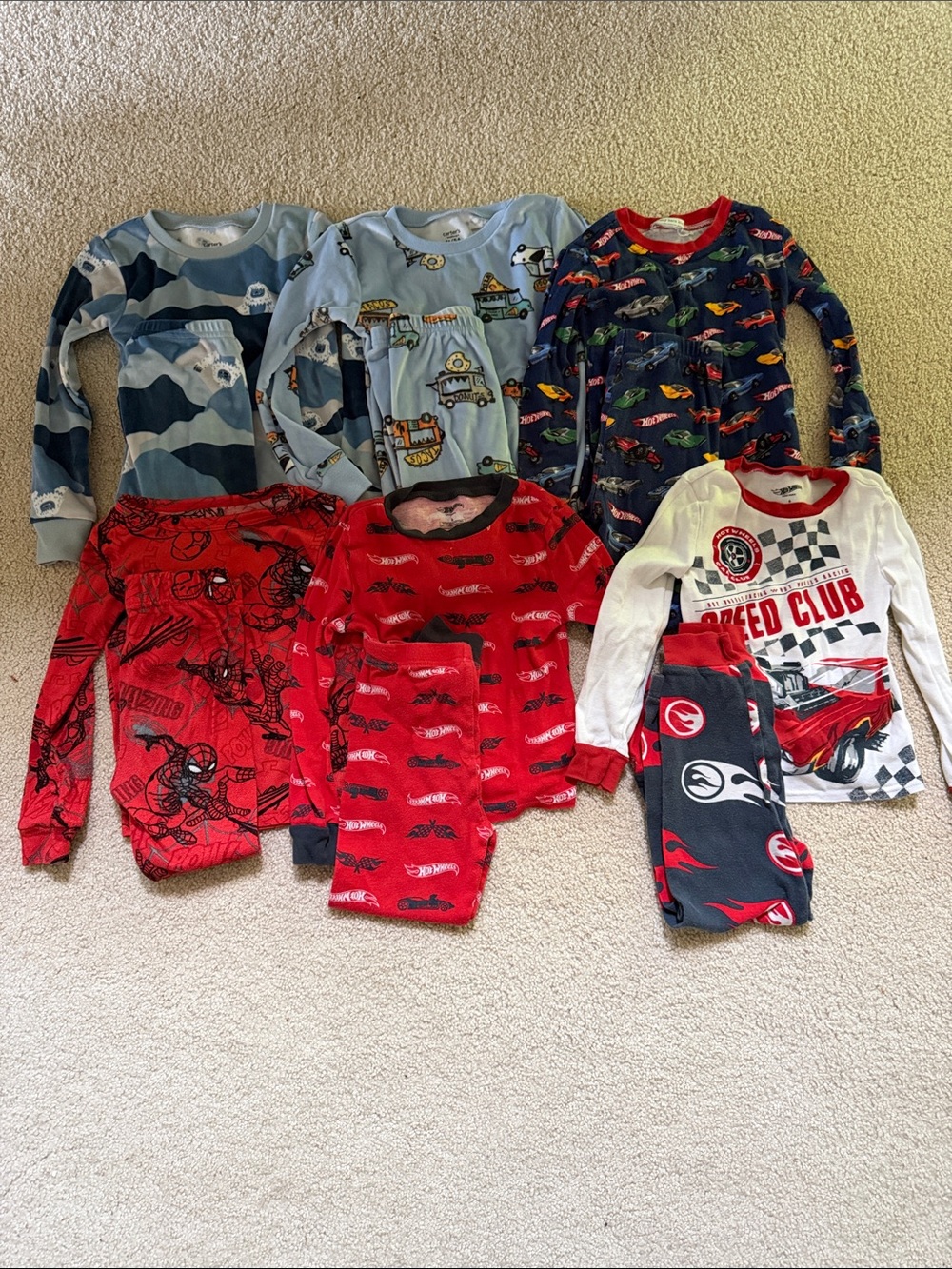 Lot of 6 pairs of boys pajamas sets size 5T and 6T